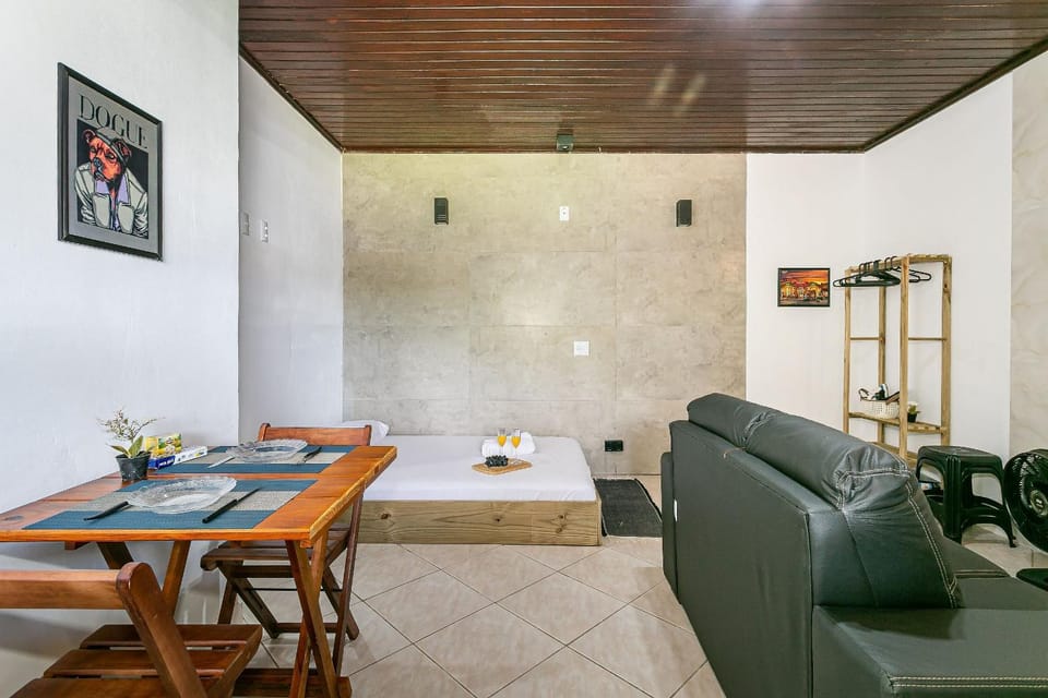 Praia Armação Studio surrounded by Nature and Peace House in Florianopolis