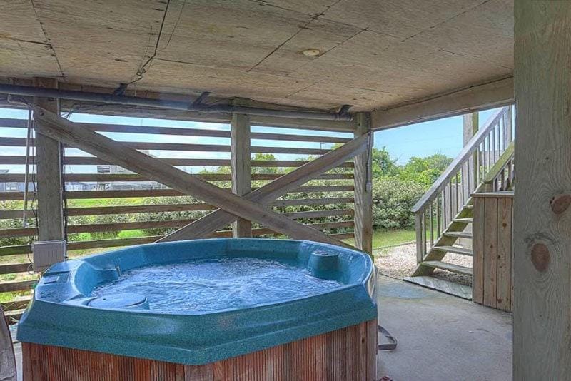 6210 - Graham Slam House in Nags Head