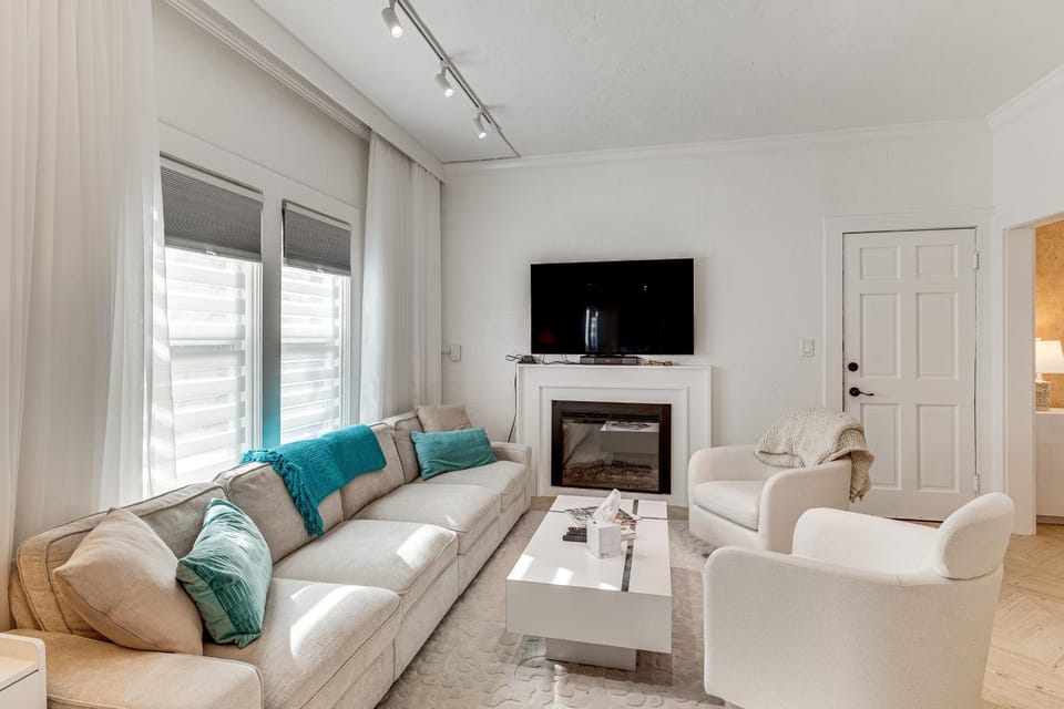 Coastal Home Near Palm Beach: Patio + Beach Gear! House in West Palm Beach