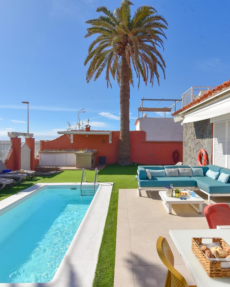 Garden, Swimming pool, sunbed