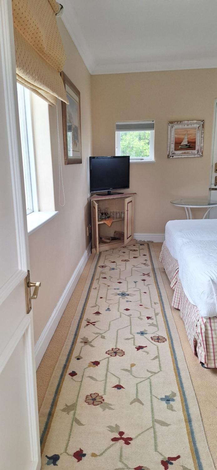 Beautiful 2-Bedroom flat with full bathroom Apartment in Plettenberg Bay