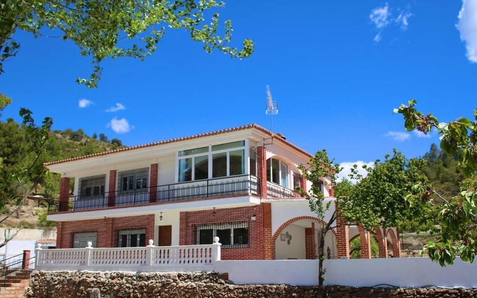 Casa Principal Finca Mas el Bravo Chalet in Valencian Community