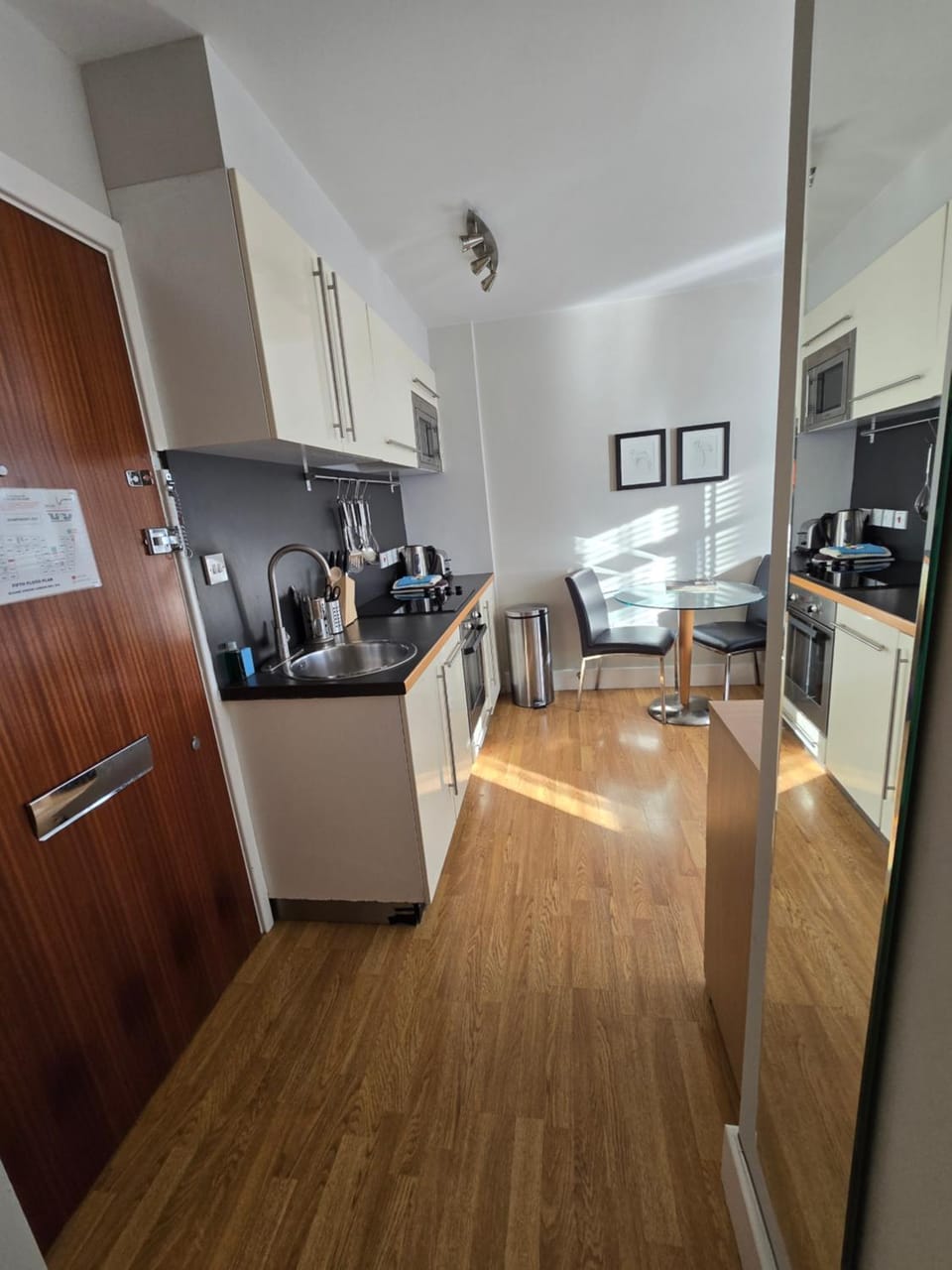 NELL GWYNN HOUSE - Cosy Studio Apartment, Sloane Square, London Apartment in City of Westminster