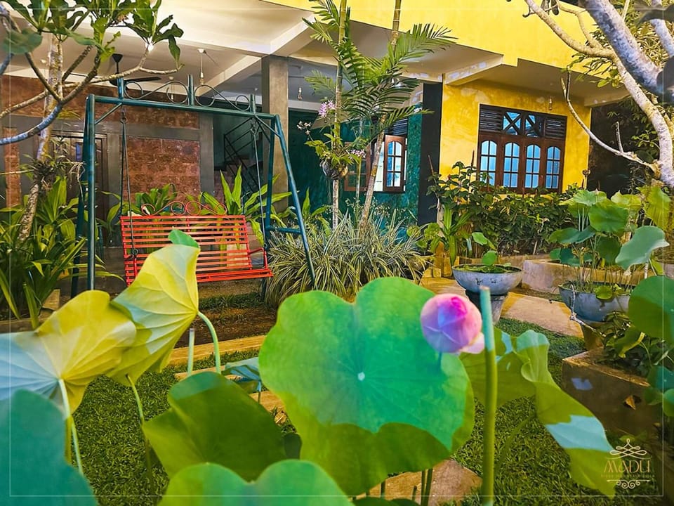 Madu River Mountain Villa Hotel in Dambulla