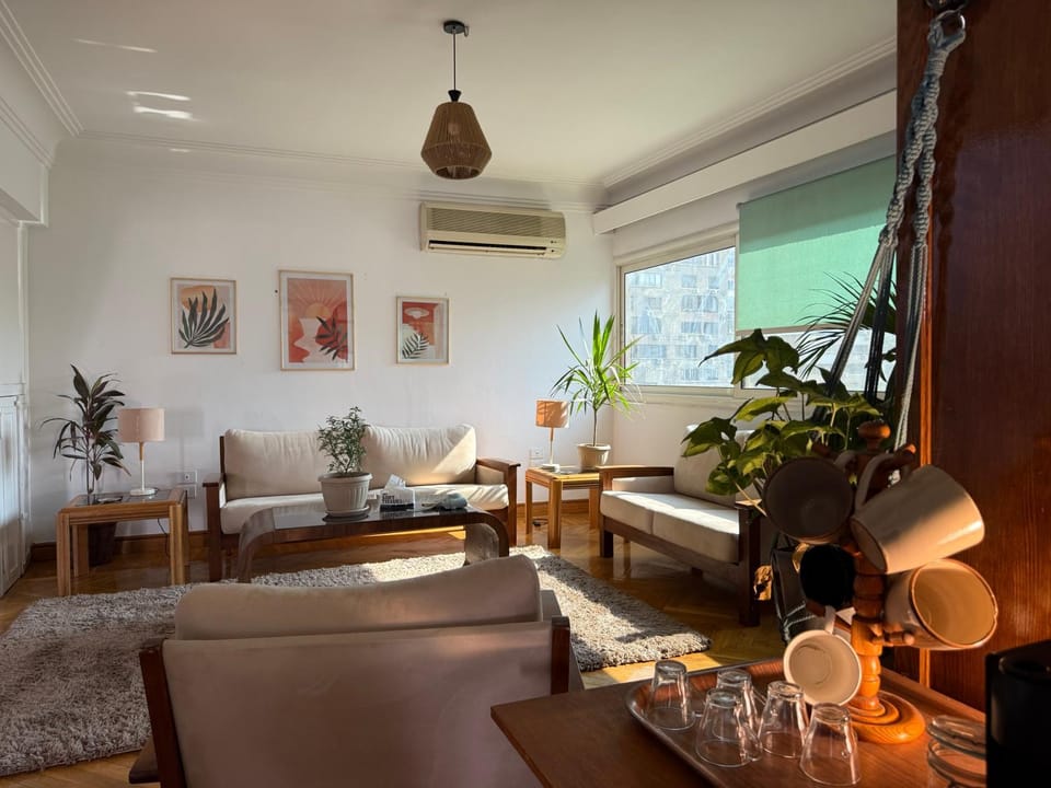 Living room, Seating area, air conditioner