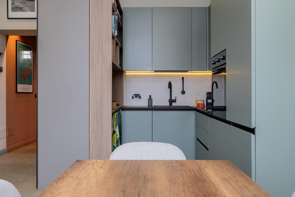 Design Apartament Canal Navigli view Apartment in Milan