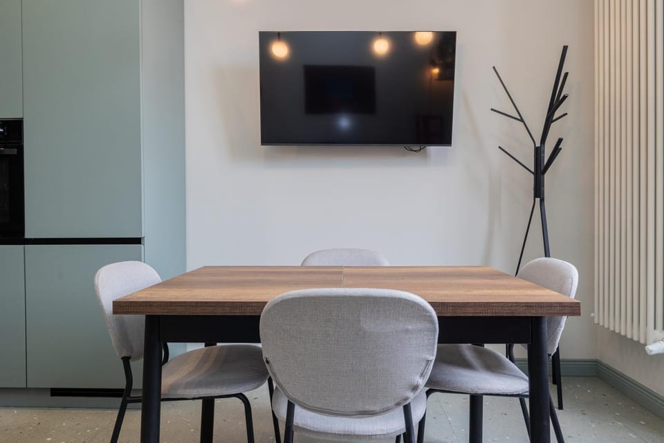Design Apartament Canal Navigli view Apartment in Milan