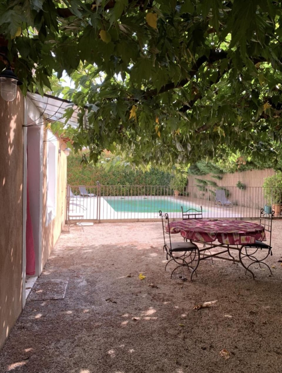 Bel appartement de vacances 6 personnes Apartment in Le Thor