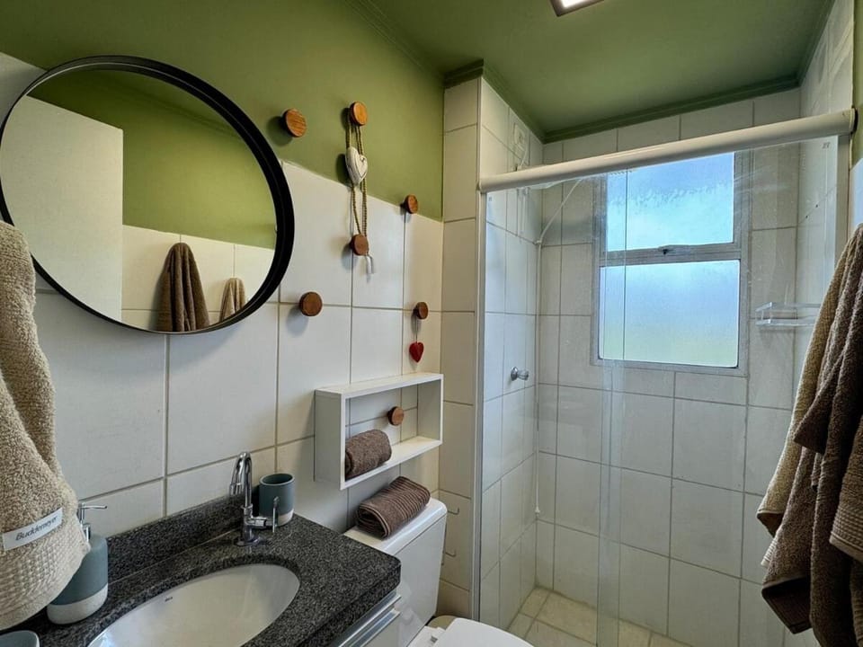 2-bedroom apartment with balcony facing the woods Apartment in São Carlos