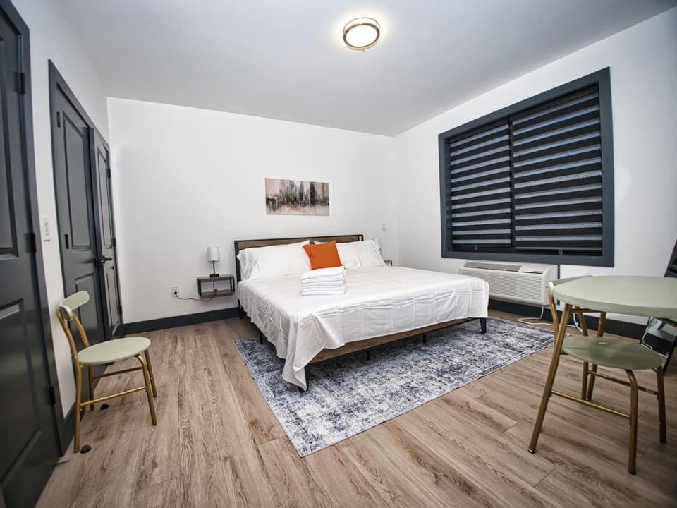 Excellent Location-20 Minutes to NYC-Free Parking Apartment in North Bergen
