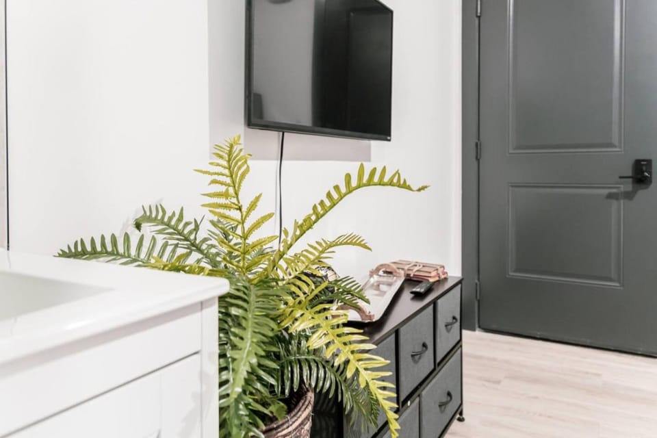 Discover NYC in stylish Studio-25 mins to NYC Apartment in North Bergen