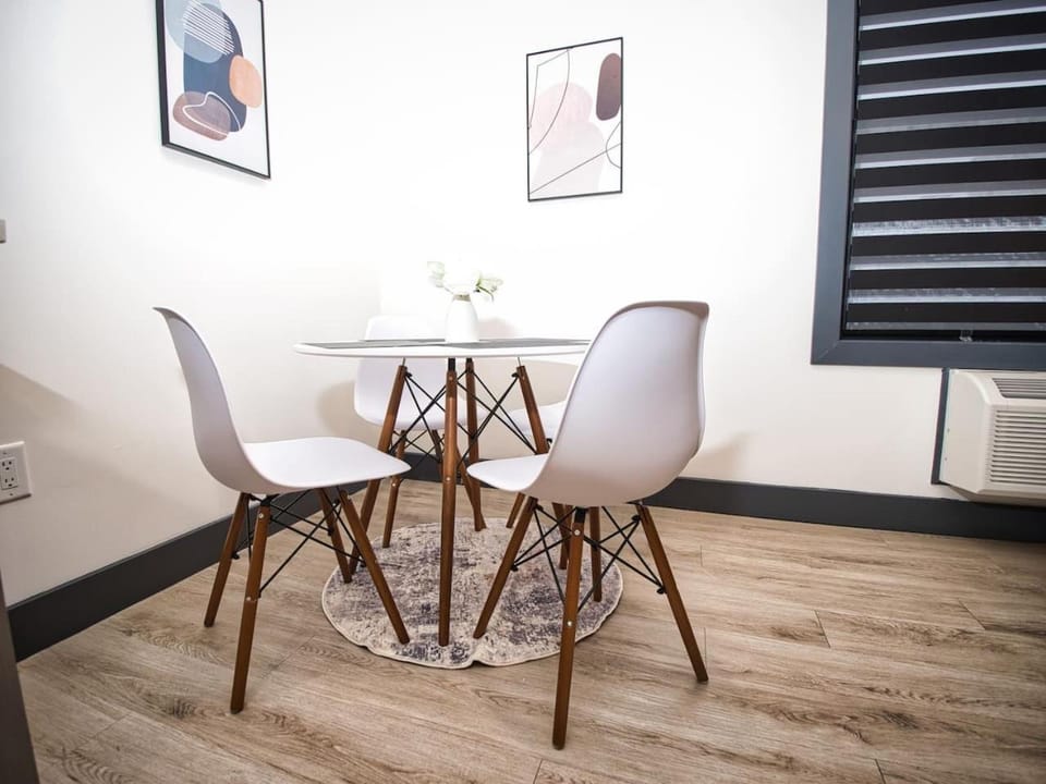 Prime Location with Free Parking Near NYC Apartment in North Bergen