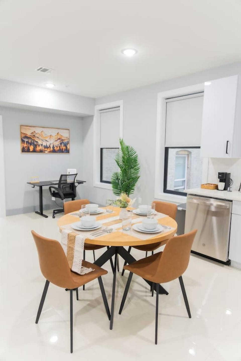 Easy Access to Times Square and Metlife Stadium Free Parking Apartment in North Bergen