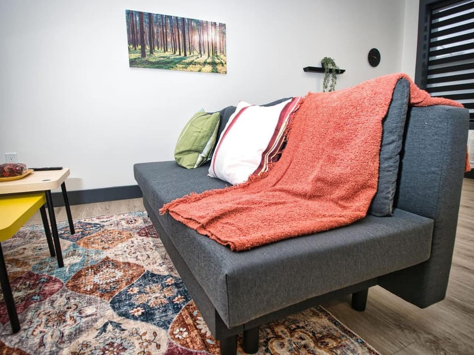 Great Location-20 Mins to NYC-Free Indoor Parking Apartment in North Bergen