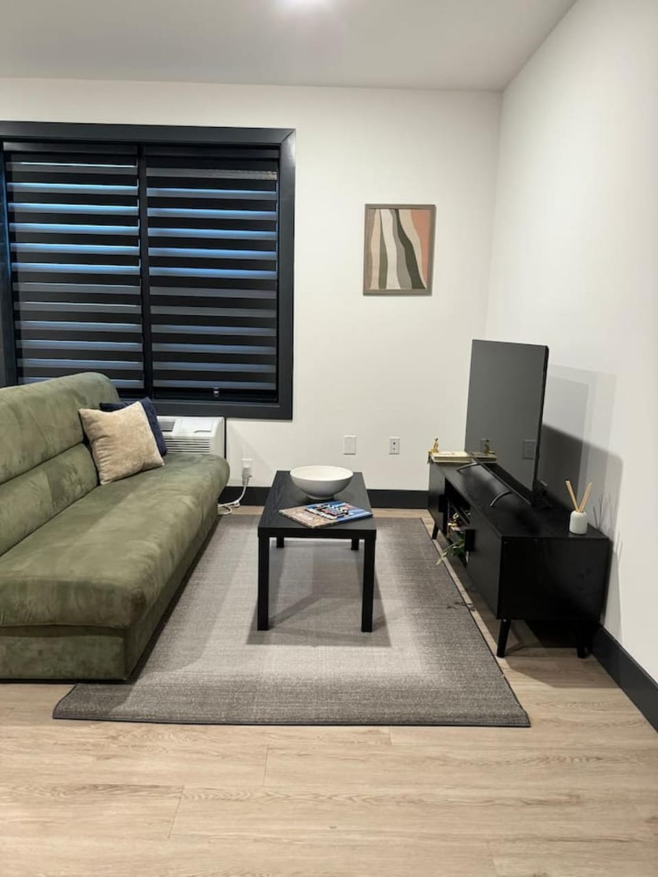 Free Indoor Parking 25 Minutes to NYC Apartment in North Bergen
