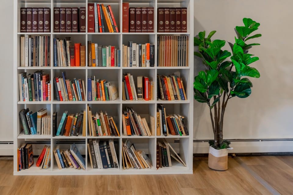 Spacious 2-Bedroom Apartment NYC-10 mins away House in Weehawken