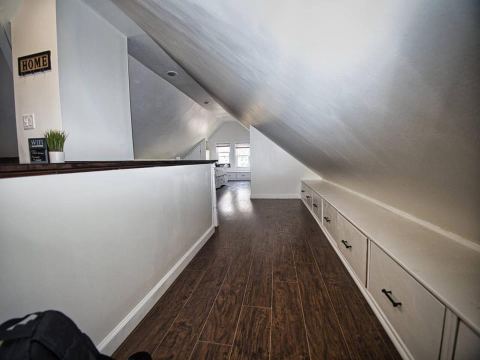 Comfy 3rd Floor Studio Near NYC Apartment in Ridgefield Park
