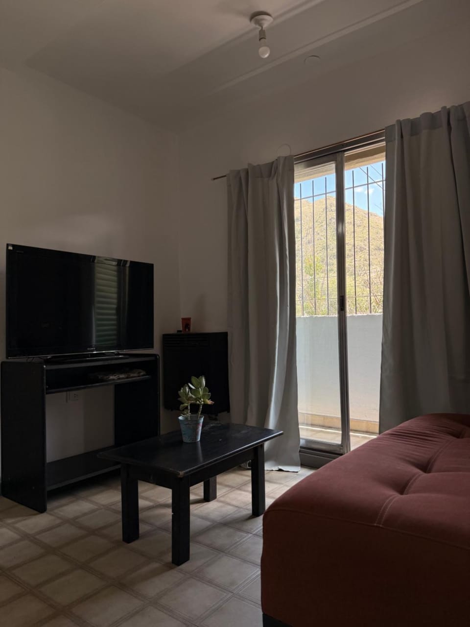 Communal lounge/ TV room, TV and multimedia, Living room, Seating area