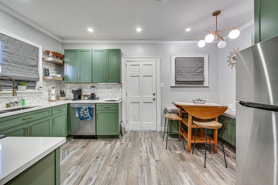 Walk to the Neuse River! New Bern Vacation Rental House in New Bern