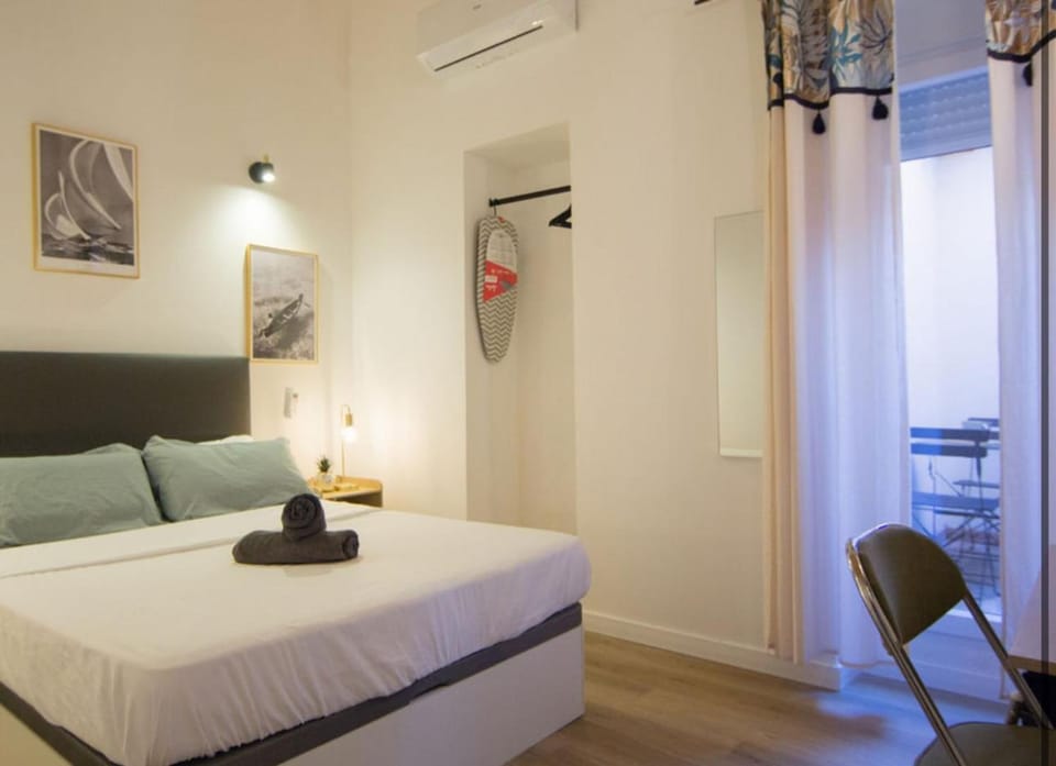 Room in Alicante Plus 7 Bed and Breakfast in Alicante