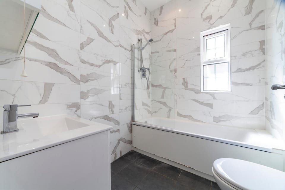 Toilet, Bathroom, Bath