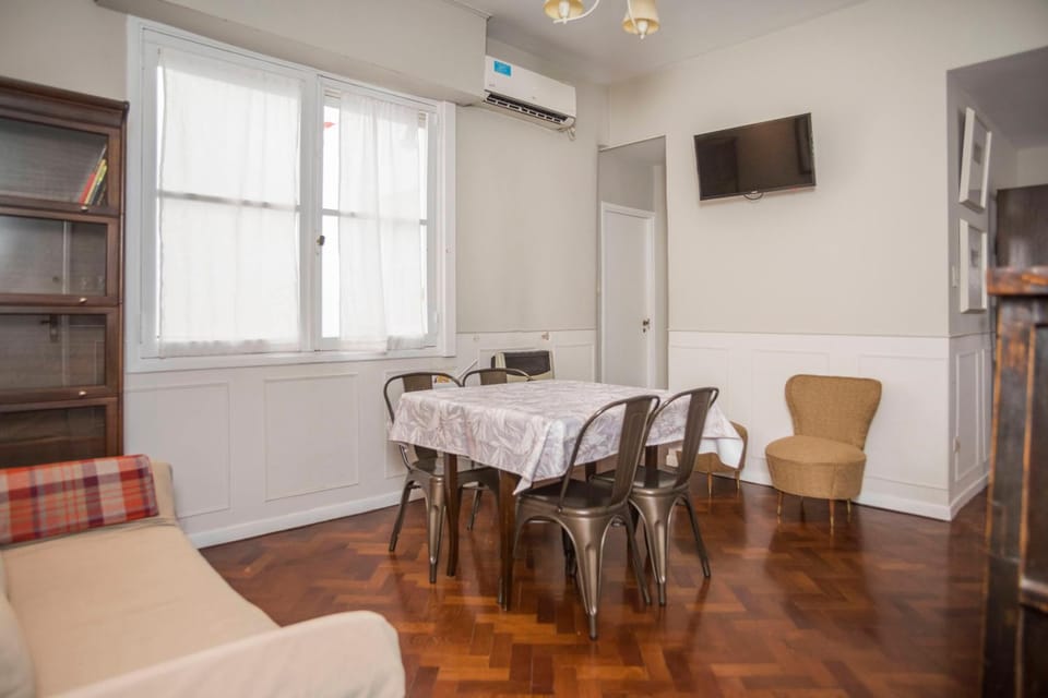 Living room, Seating area, Dining area, air conditioner