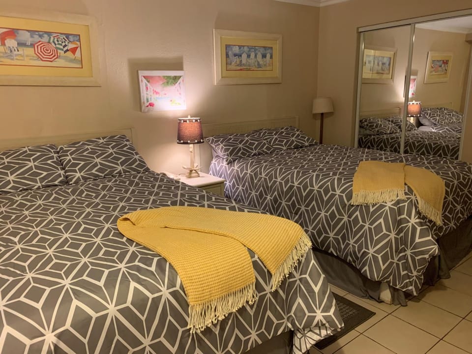 Harbour Beach Resort Apartment hotel in Florida