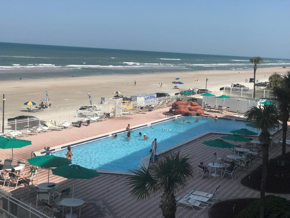 Harbour Beach Resort Apartment hotel in Florida