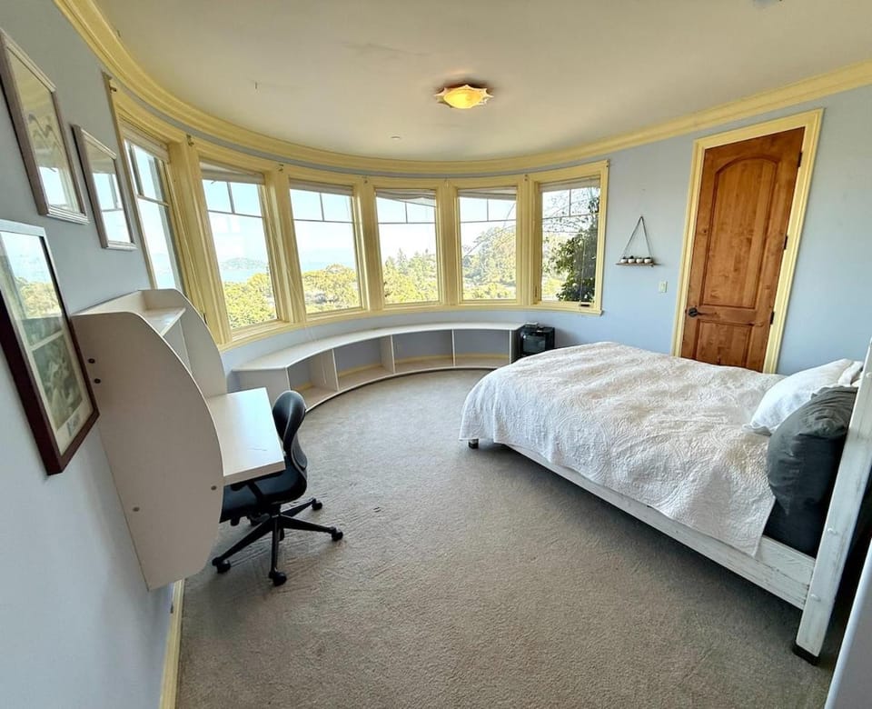 Crown Jewel of Marin County Villa in San Francisco