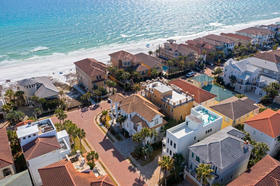 White Sands - Luxury Home with Private Pool & Rooftop Deck House in Destin
