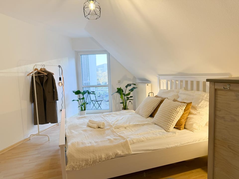 Bed, Balcony/Terrace, Photo of the whole room, Bedroom, internet, towels, wardrobe