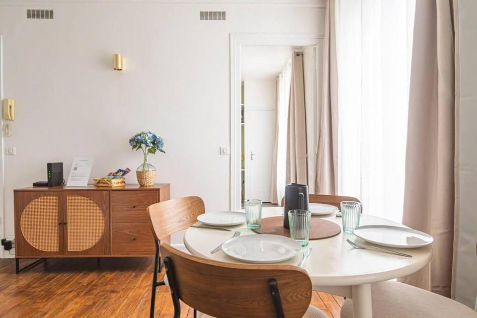 Central fully equiped apartment near Cathedral Apartment in Reims