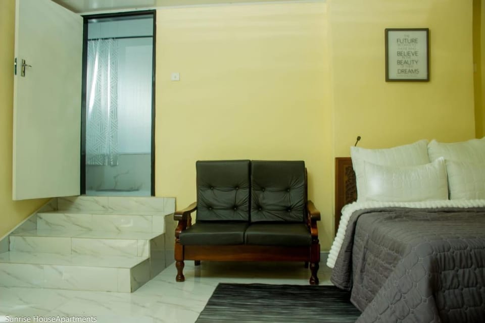 Bed, Seating area
