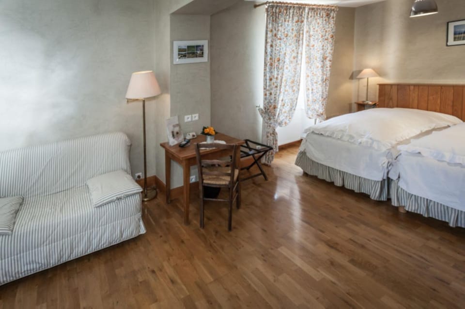 Hotel Restaurant de charme La Lozerette - Proche Florac Hotel in Occitanie