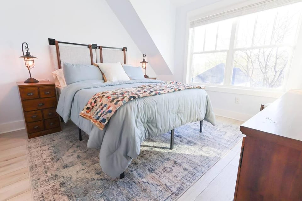 The BeltLine Carriage Retreat in Midtown Bed and Breakfast in Atlanta