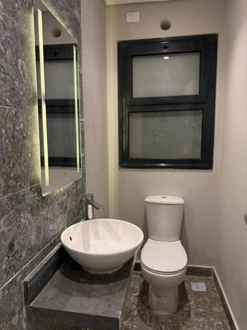 شقة أنيقة بغرفة نوم ماستر وحمام ضيوف Apartment in Egypt
