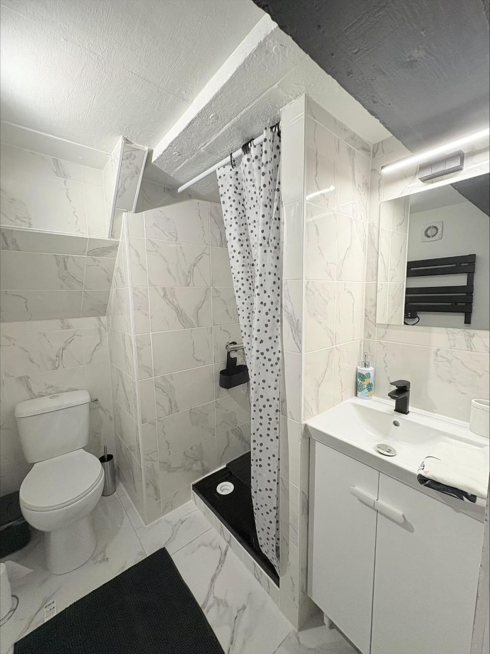 Flat ADB Apartment in Centre-Val de Loire