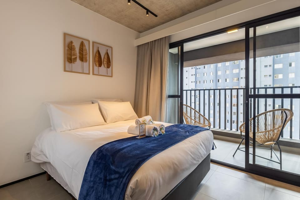 Bed, View (from property/room), Balcony/Terrace, Photo of the whole room, Bedroom, towels