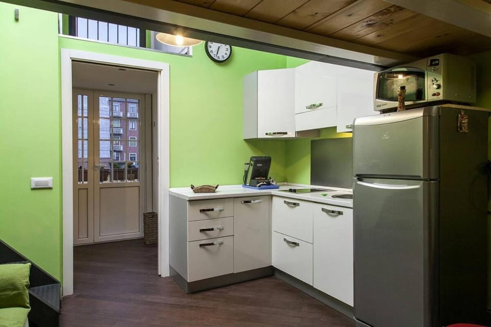 Mini loft Navigli Apartment in Milan