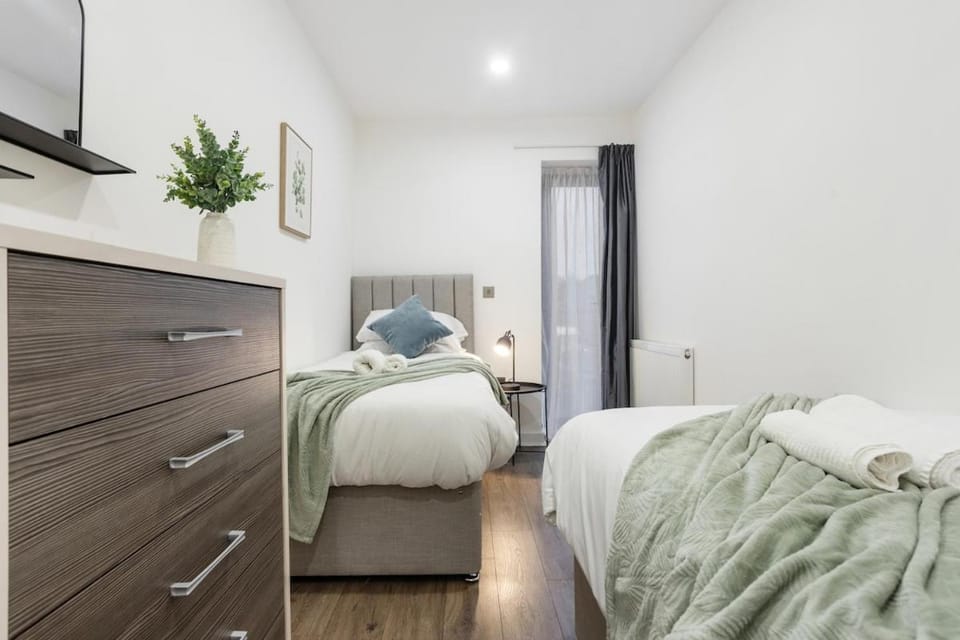 Comfortable 3-Bed close to Excel Ideal for Groups Apartment in London