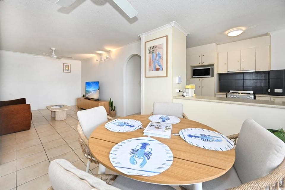 Banyandah Riverside Retreat Apartment in Maroochydore