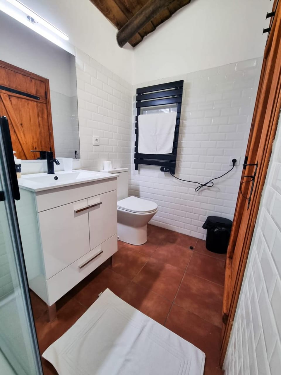 Bathroom, heating