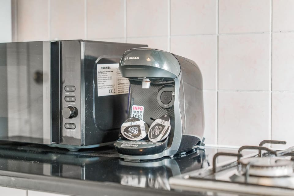 Coffee/tea facilities, Kitchen or kitchenette