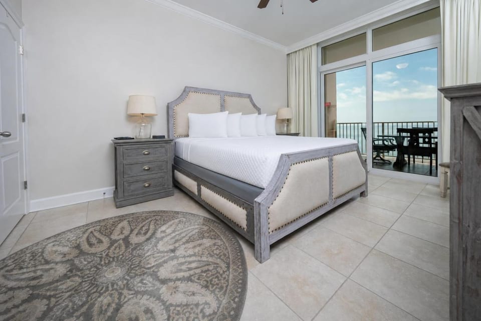 Phoenix Gulf Shores 2301 Apartment in West Beach