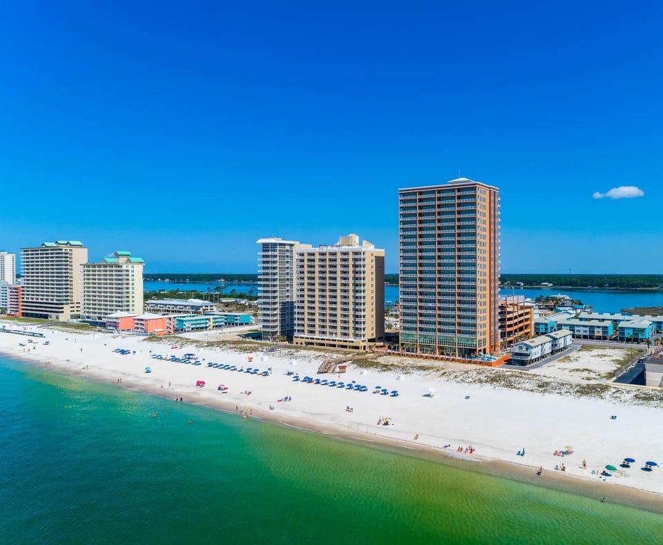 Phoenix Gulf Shores 503 Apartment in West Beach