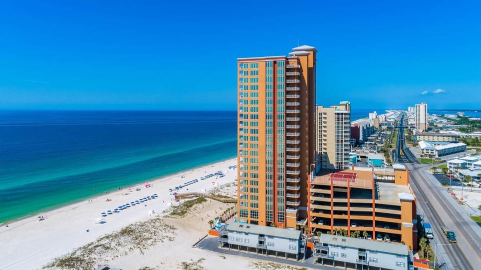Phoenix Gulf Shores 702 Apartment in West Beach