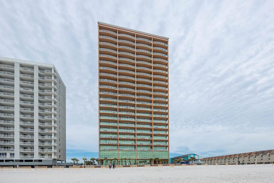 Phoenix Gulf Shores 903 Apartment in West Beach