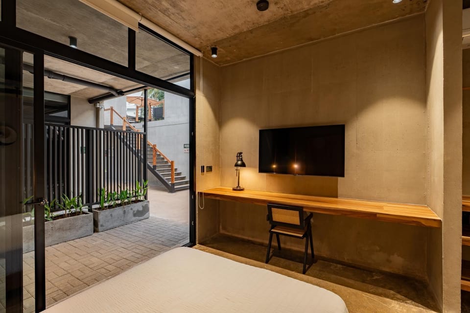 The Sandhaus Original Apartment in Jaco