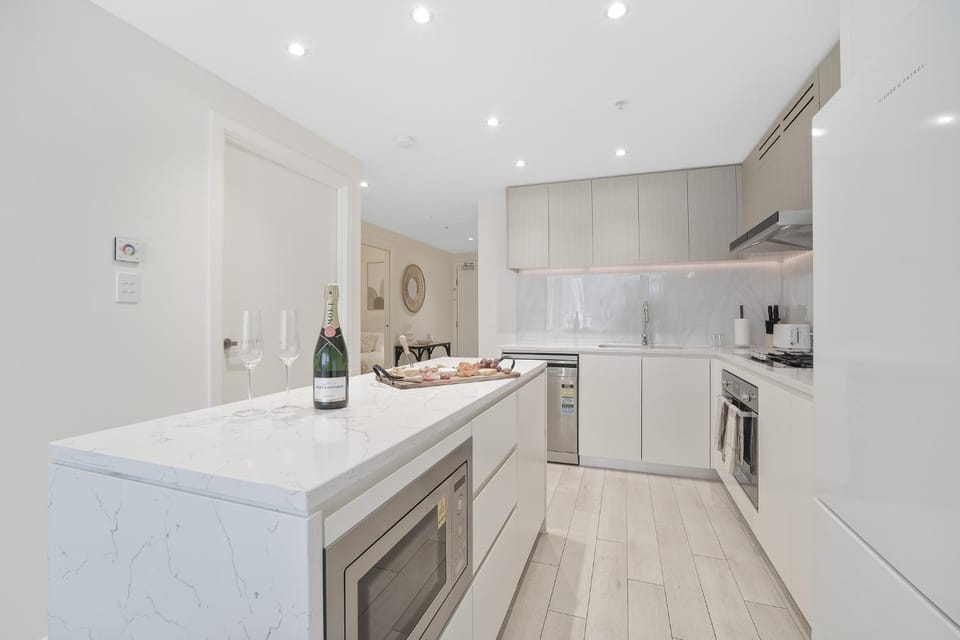 dishwasher, microwave, oven, stove, toaster, kitchen
