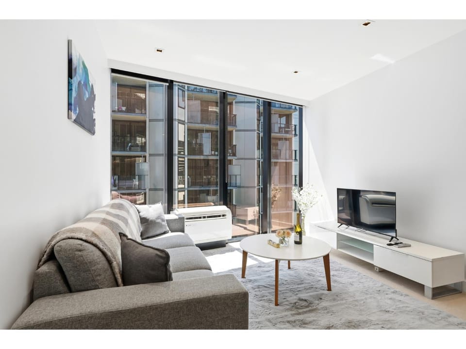 Solaris Residence - Luxury One Bedroom Apartment at Marvel Stadium with Free Parking Apartment in Melbourne